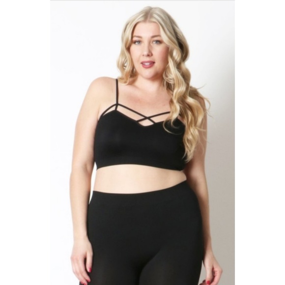 Tops - Plus Size Criss-Cross Bralette | Black